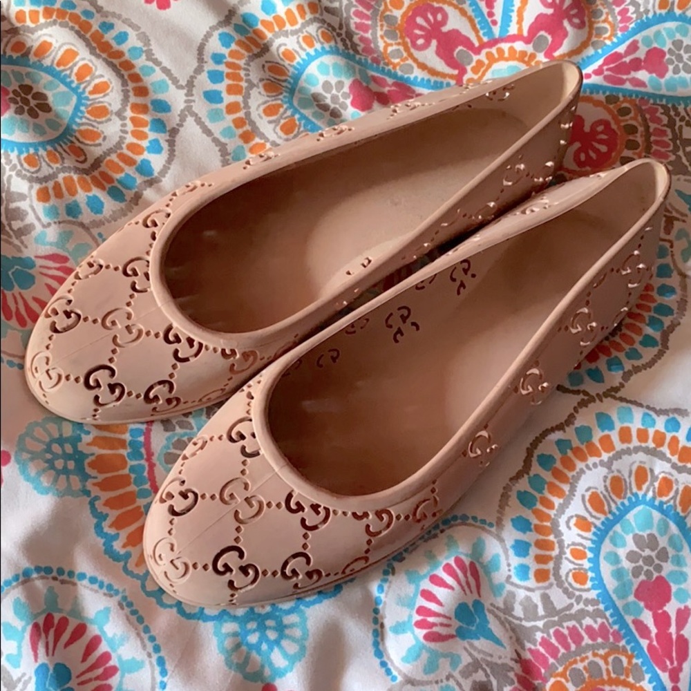 Gucci Flats